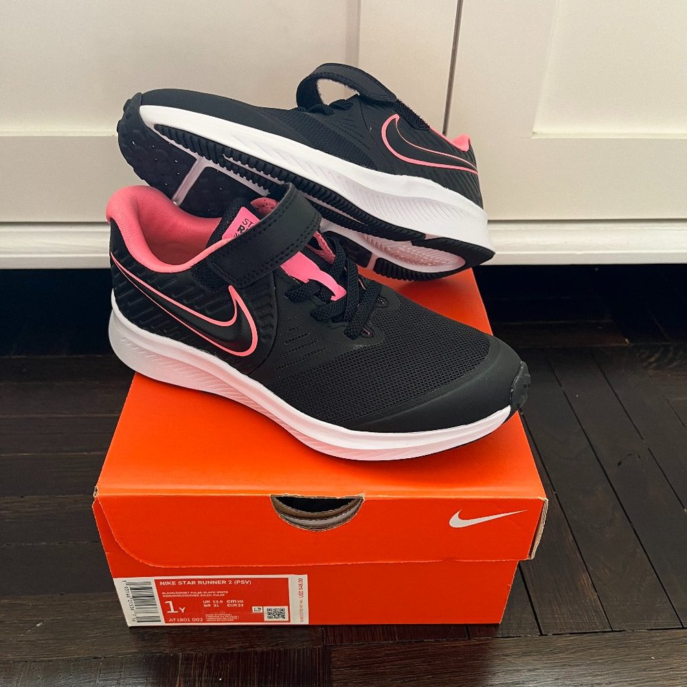 NEW Nike Star Runner 2